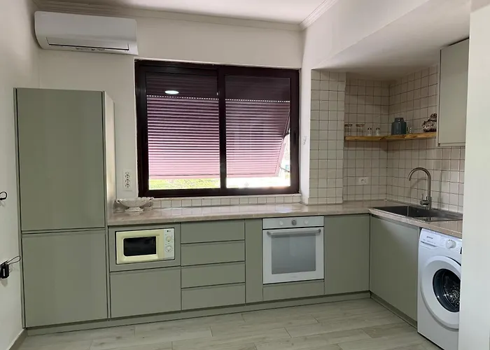 Center Διαμέρισμα *